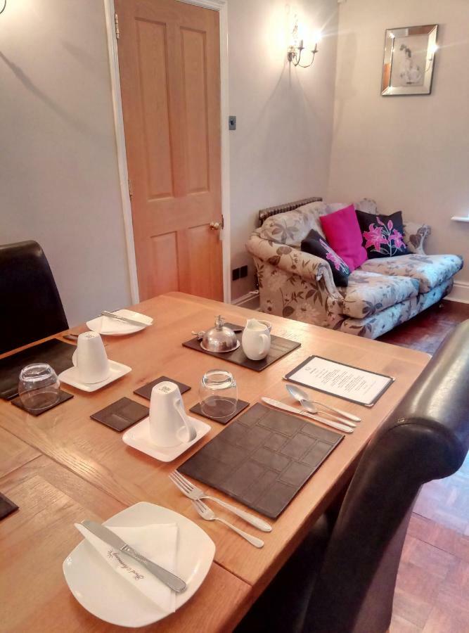 Laurels Bed and Breakfast Όσβεστρι Εξωτερικό φωτογραφία